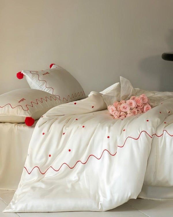 Elegant Retro Polka Dot Silky Smooth Tencel Lyocell Queen Size Duvet Cover Set