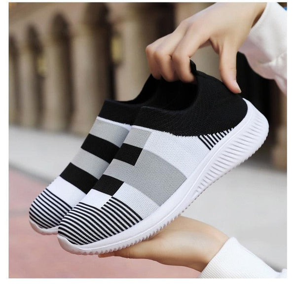 Elegant Women Shoes Espadrilles Knitted Sneakers Women New Flat Shoes Mix Color Casual Walking Shoes Slip-on Sock Shoe Lady Girls Running Shoes Mesh Air Mesh Womens Espadrilles