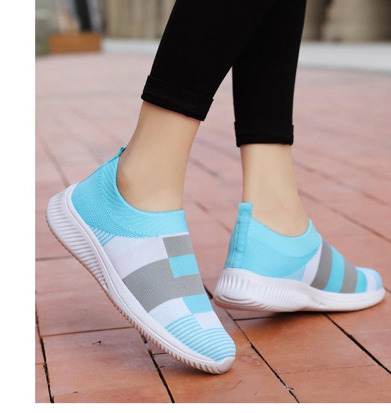 Elegant Women Shoes Espadrilles Knitted Sneakers Women New Flat Shoes Mix Color Casual Walking Shoes Slip-on Sock Shoe Lady Girls Running Shoes Mesh Air Mesh Womens Espadrilles
