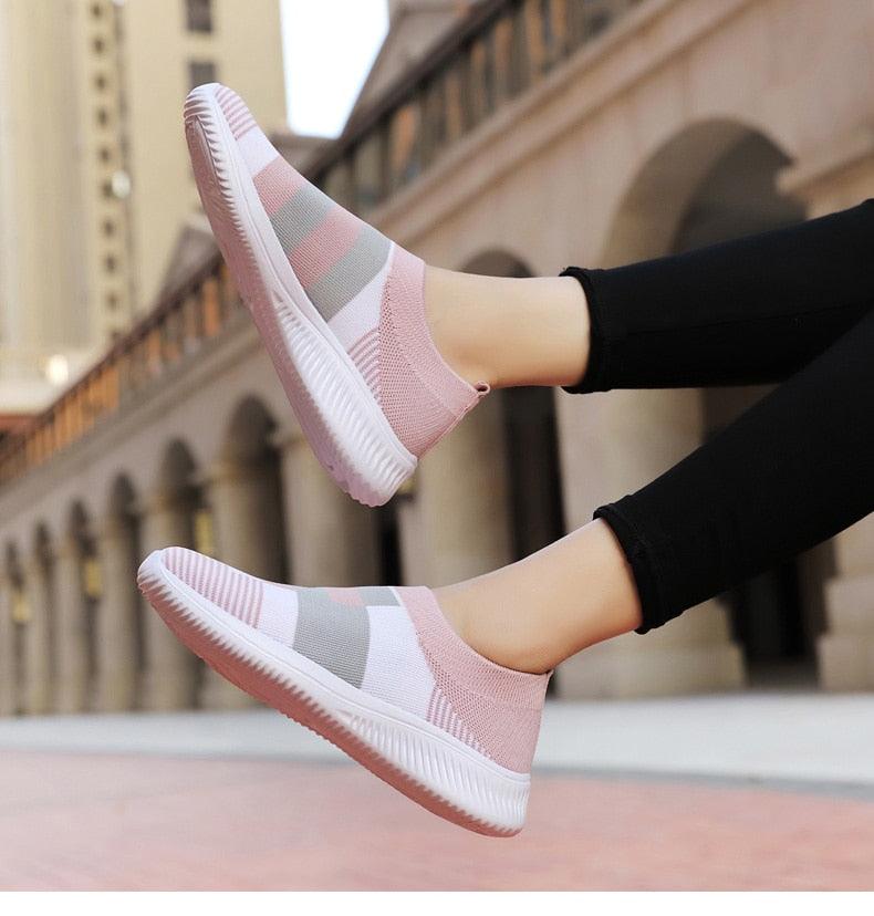 Elegant Women Shoes Espadrilles Knitted Sneakers Women New Flat Shoes Mix Color Casual Walking Shoes Slip-on Sock Shoe Lady Girls Running Shoes Mesh Air Mesh Womens Espadrilles