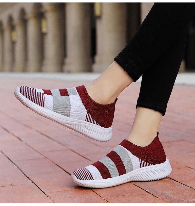 Elegant Women Shoes Espadrilles Knitted Sneakers Women New Flat Shoes Mix Color Casual Walking Shoes Slip-on Sock Shoe Lady Girls Running Shoes Mesh Air Mesh Womens Espadrilles