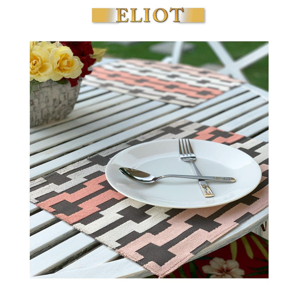 Bardot - Pack of 4 Beautiful Cut Velvet One-Side Placemats - Color: Blush