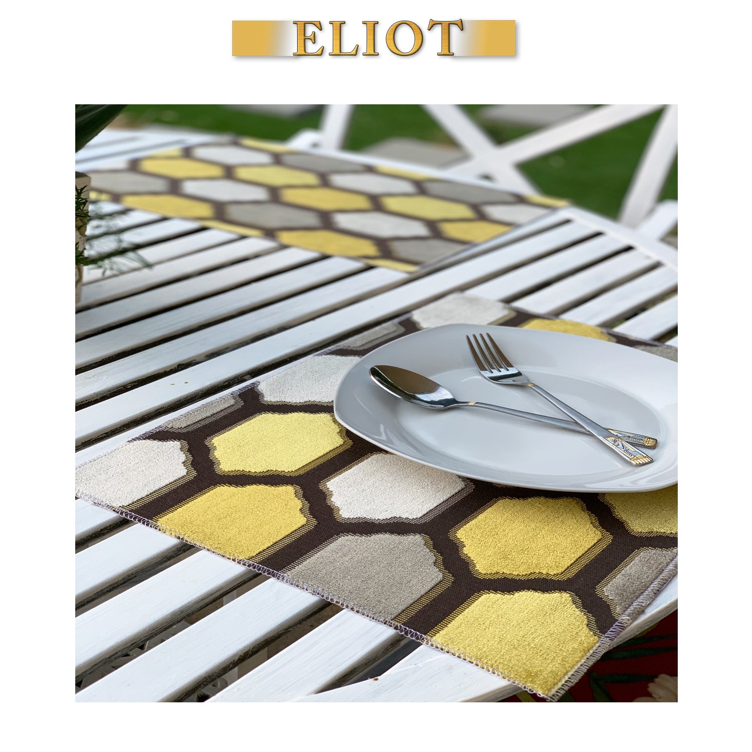 Seymour - Pack of 4 Beautiful Cut Velvet One-Side Placemats - Color:Curry