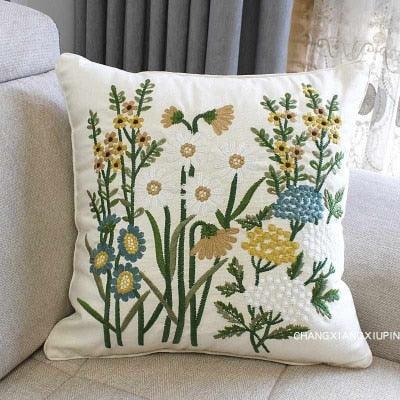 European Floral Cushion Cover Cotton Pillowcases Yellow Botanical Flowers and Green Leaves Floral Garden Pattern Printed Cushion Home Decor Rectangle Pillow Cover