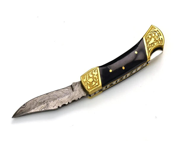 Expedition Damascus Pocket Knife with Pakka Wood Handle - Gifts for You 'n Me