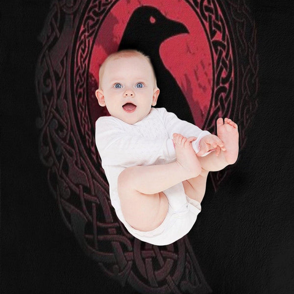 EDDA Throw Blanket