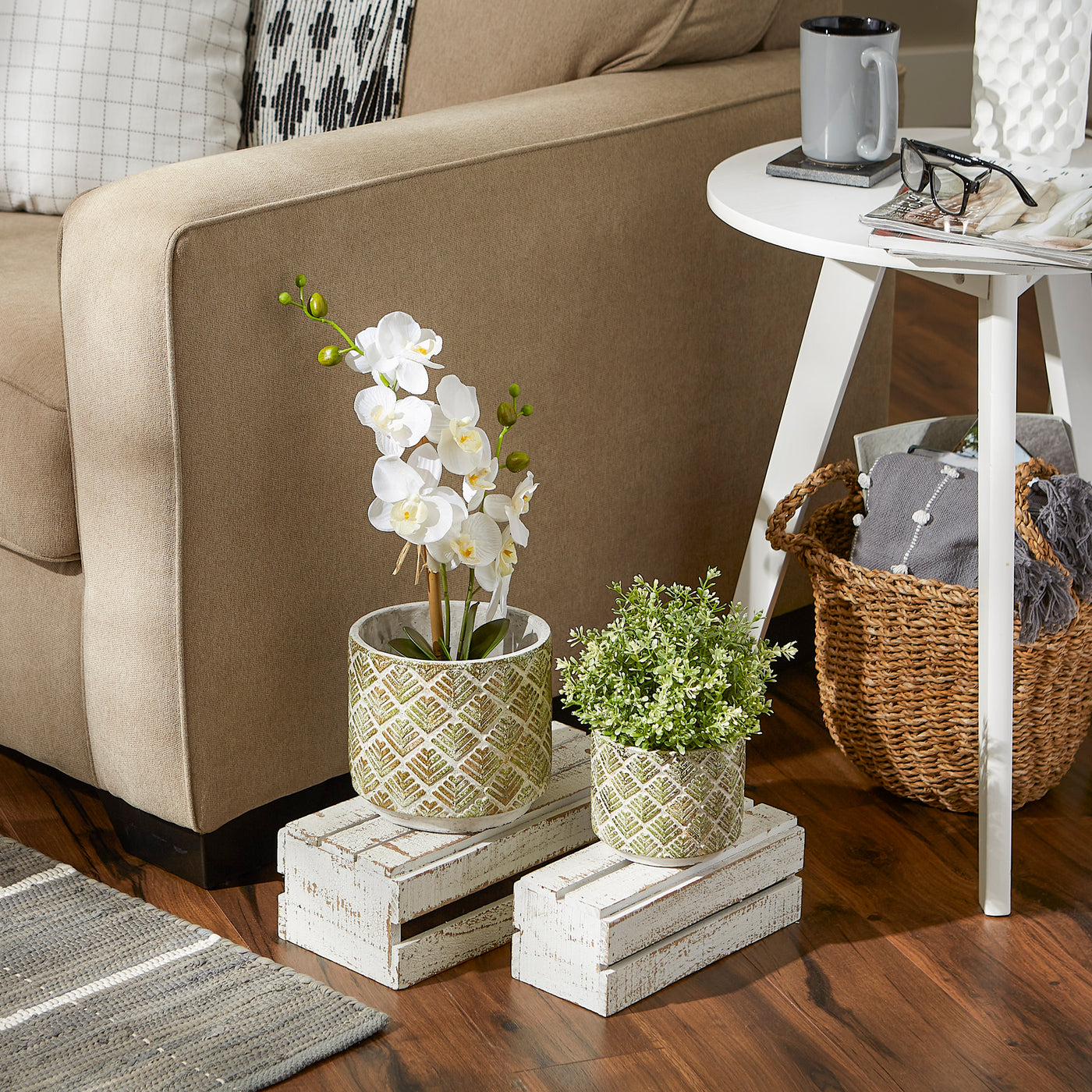 Abstract Gold and White Cement Flower Pot Set of 2