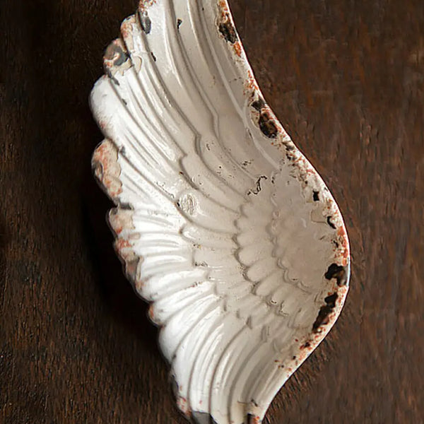 Iron Wing Tray in Rustic White
