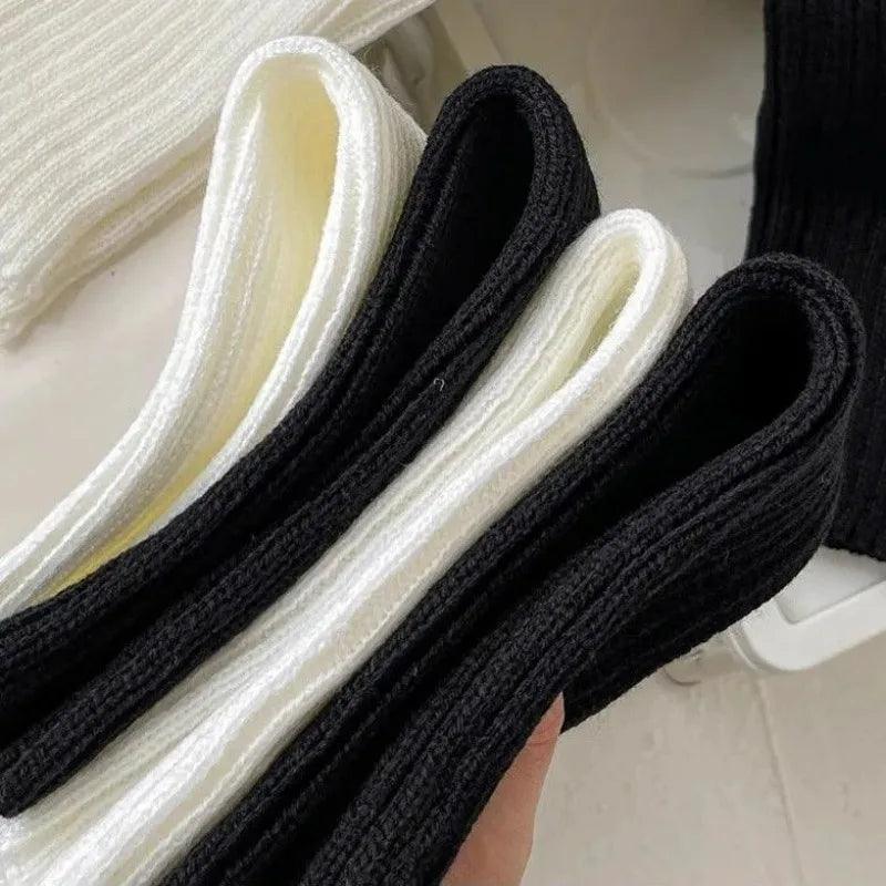 Women's Y2K Knit Leg Warmers 1 Pair — Crochet Boot Cuffs, 40/50/70 cm (15.7/19.7/27.6 in) — Black White