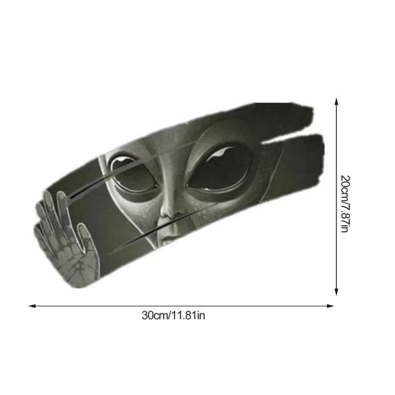3D Alien Cracked Car Vinyl Sticker Decal Self-Adhesive Scratch Cover — 11.8 x 7.87 cm (4.65 x 3.10 in)