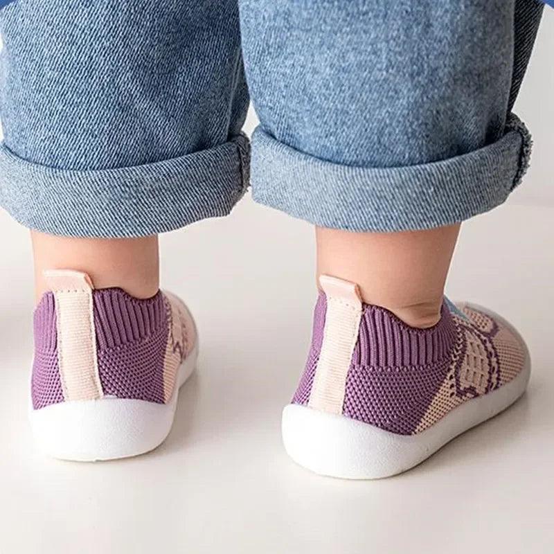 Baby Anti-Slip Breathable First Walker Crib Socks with Rubber Sole (11.5–15.5 cm / 4.5–6.1 in)