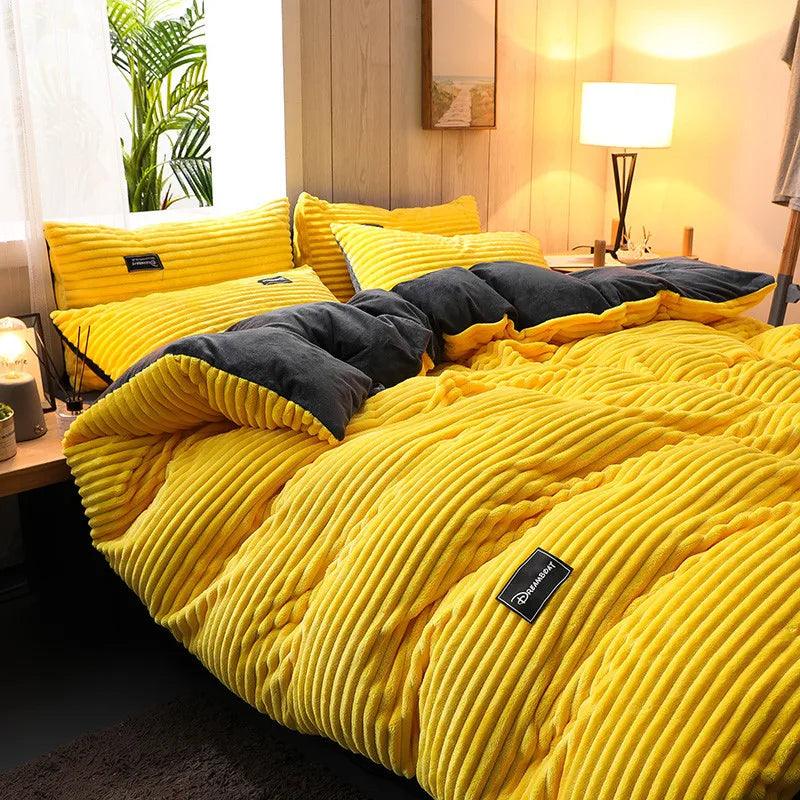 Thick Velvet Duvet Cover Set with 2 Pillowcases - Warm Winter Comforter Cover, Available 150×200 to 220×240 cm (59×79 to 87×94 in)