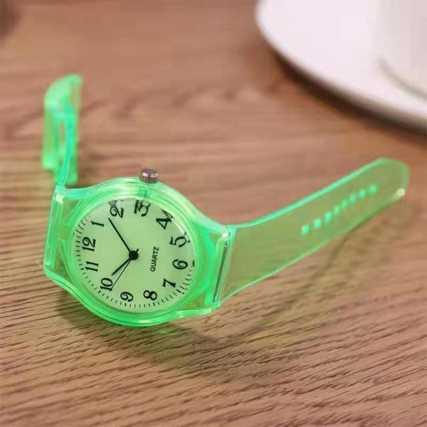 Fashion Casual Environmental Friendly Silicone Childrens Quartz Fashion Watches Retro Classic Analog Time Teacher Young Girls Teen Wrist Watch With Colorful Silicone Band For Valentine’s Day