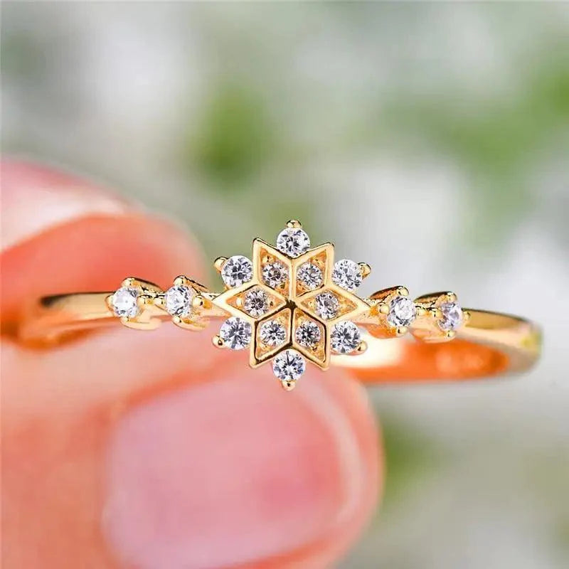 Fashion Luxury 925 Sterling Silver Snowflake Ring  - 2021 Trending Fashion Jewelry for women Wedding Band Ring Promise Love Engagement Rings