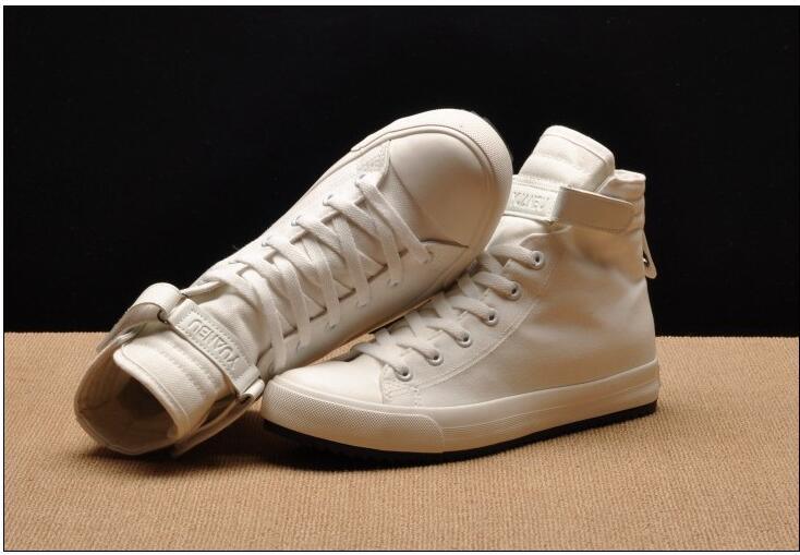 Fashion New Mens Light Breathable Canvas Casual Black White  High Top Solid Color Sneakers Shoes Vulcanized Mens Sports Walking Jogging Non Slip Athletic Sneakers