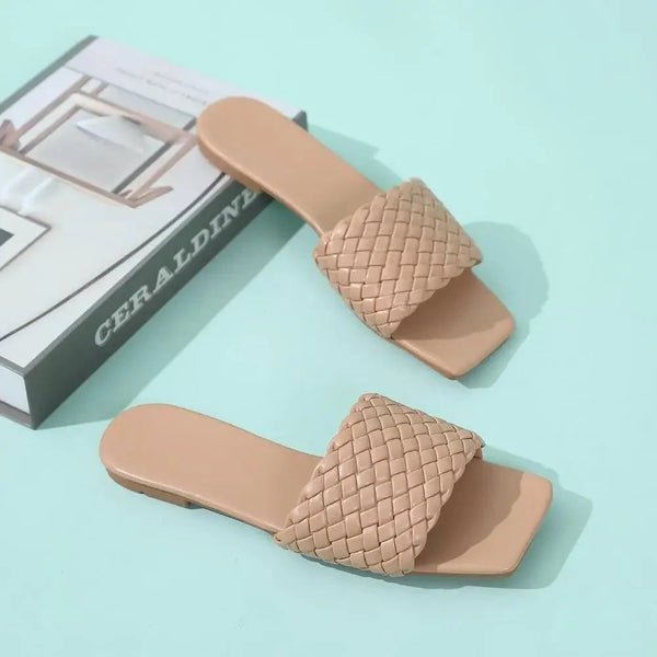 Fashion Outdoor Charming Open-Toe Women Slippers Casual Beach Flip Flops Women Comfortable Sandals