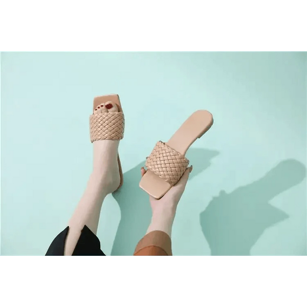 Fashion Outdoor Charming Open-Toe Women Slippers Casual Beach Flip Flops Women Comfortable Sandals