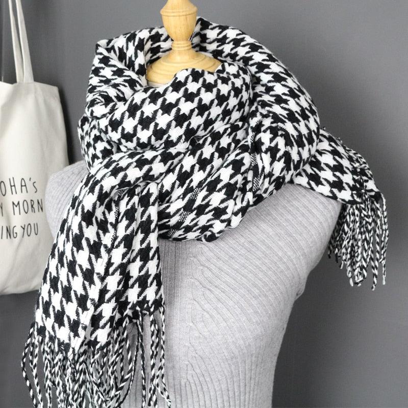 Fashion Winter Long Soft Thick Warm Winter Scarves Lightweight Lady Cashmere Head Wrap Hijab Shawls Elegant White Black Scarf With Tassel For Women