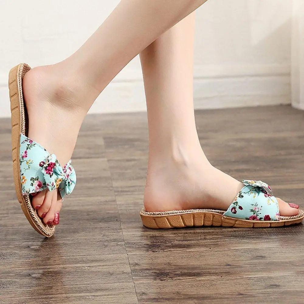 Fashion Woman Beach Floral Pattern Butterfly Knot Slippers Unique Flat Flip Flops Design For Women Outdoor Home Slippers