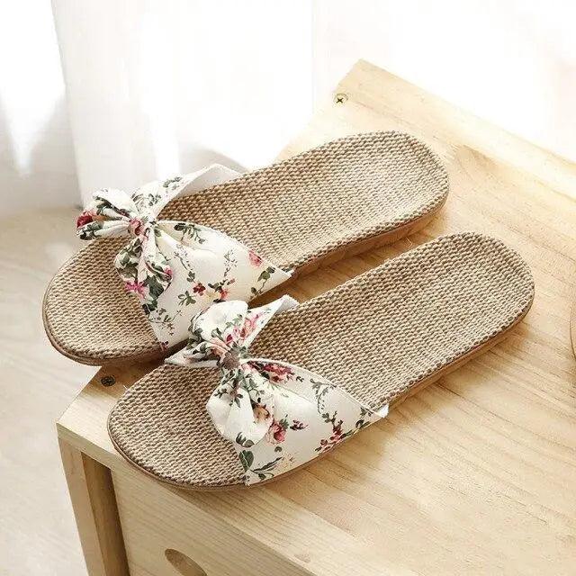 Fashion Woman Beach Floral Pattern Butterfly Knot Slippers Unique Flat Flip Flops Design For Women Outdoor Home Slippers
