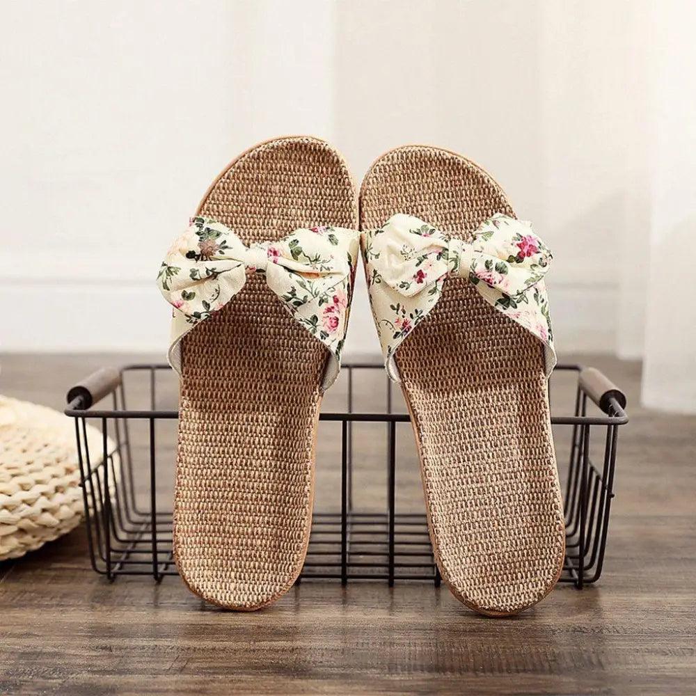 Fashion Woman Beach Floral Pattern Butterfly Knot Slippers Unique Flat Flip Flops Design For Women Outdoor Home Slippers