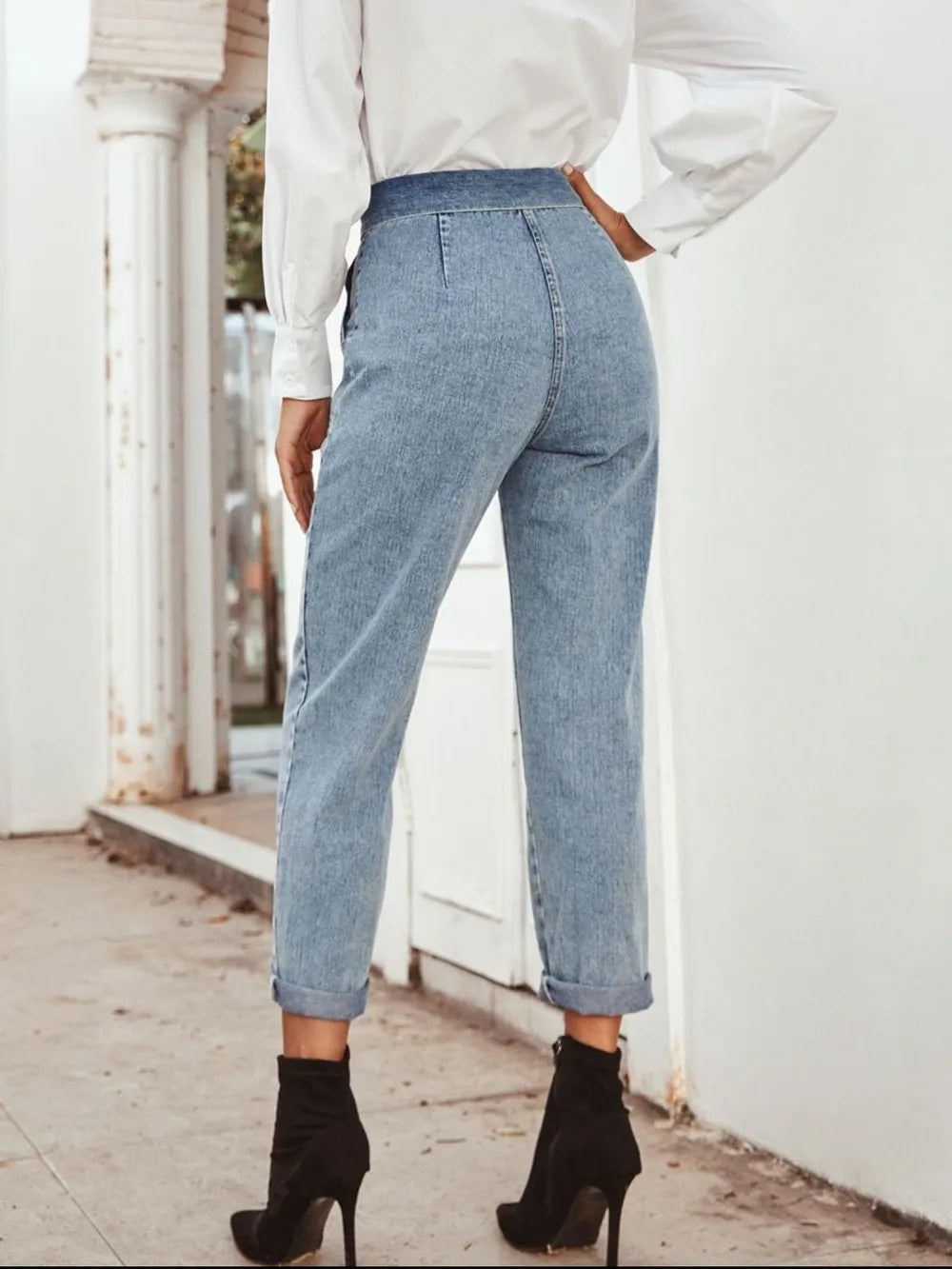 Fashionable and casual high waist slimming straight leg denim pants