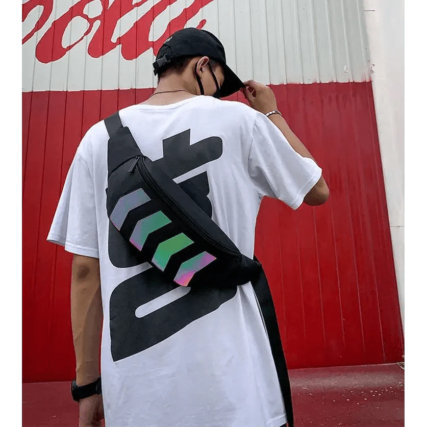 Fashionable Flash Reflective Chest Bag Iridescent Belt  Bum Bag For Travel Festival Sports Unisex Waist Bags