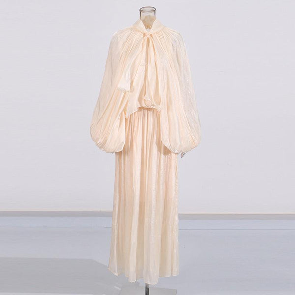 Fashionable niche design bat sleeve lace up pleated dress for women