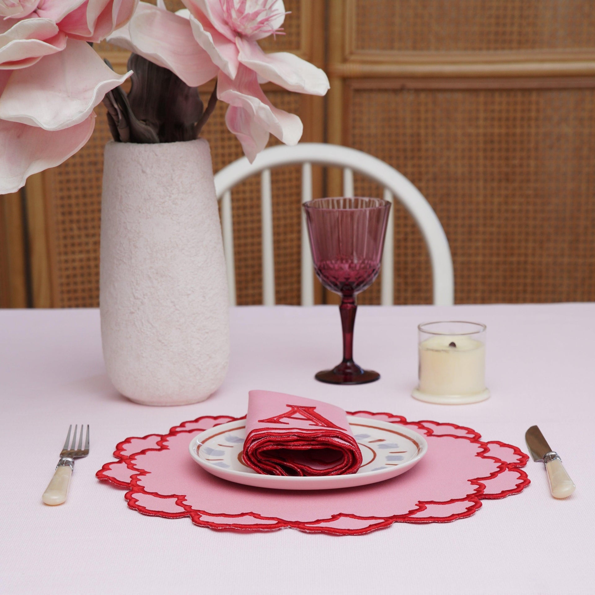 SPRING TABLE DECOR – CRESSIDA PINK ROUND FABRIC PLACEMAT & NAPKIN SET