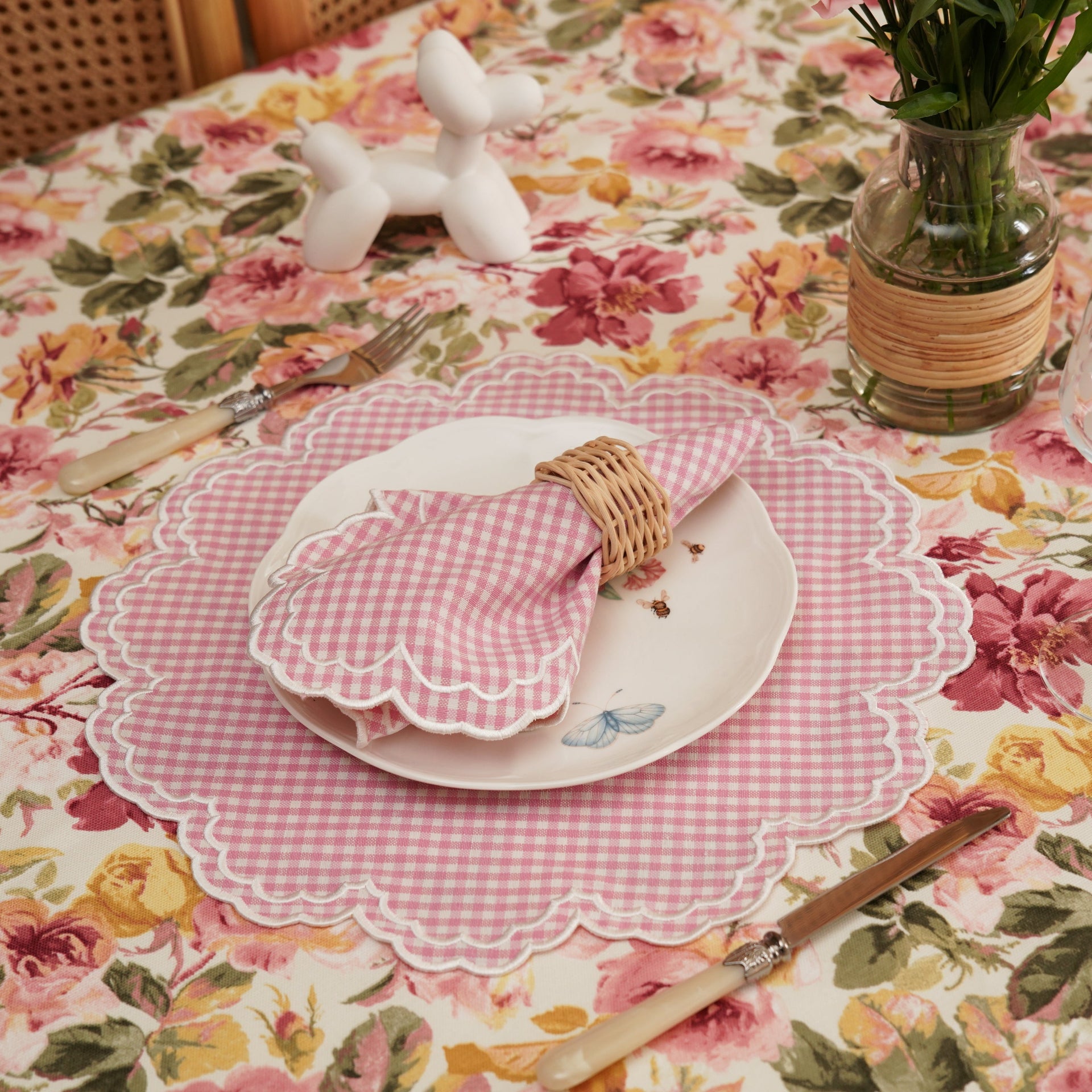 SPRING TABLE DECOR – MAGNOLIA PINK GINGHAM WHITE TRIM PLACEMAT & NAPKIN SET