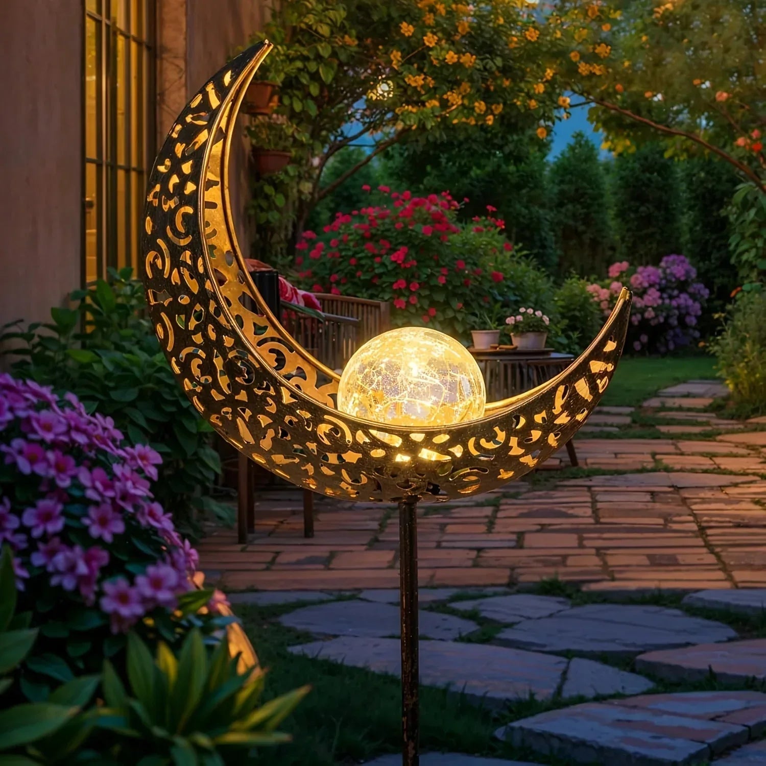 Glass Solar Garden Light - Cracked Sphere