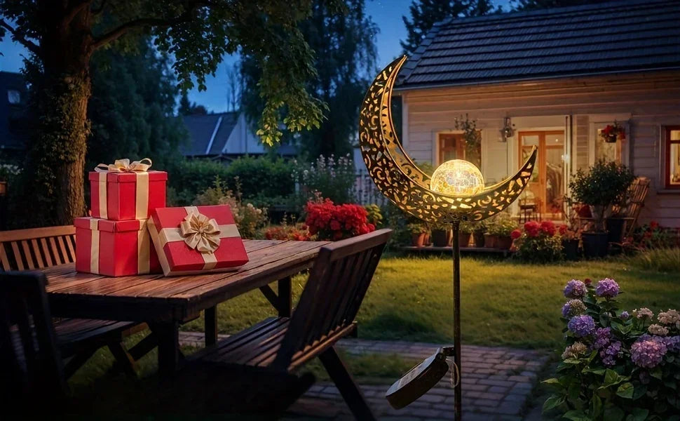 Glass Solar Garden Light - Cracked Sphere