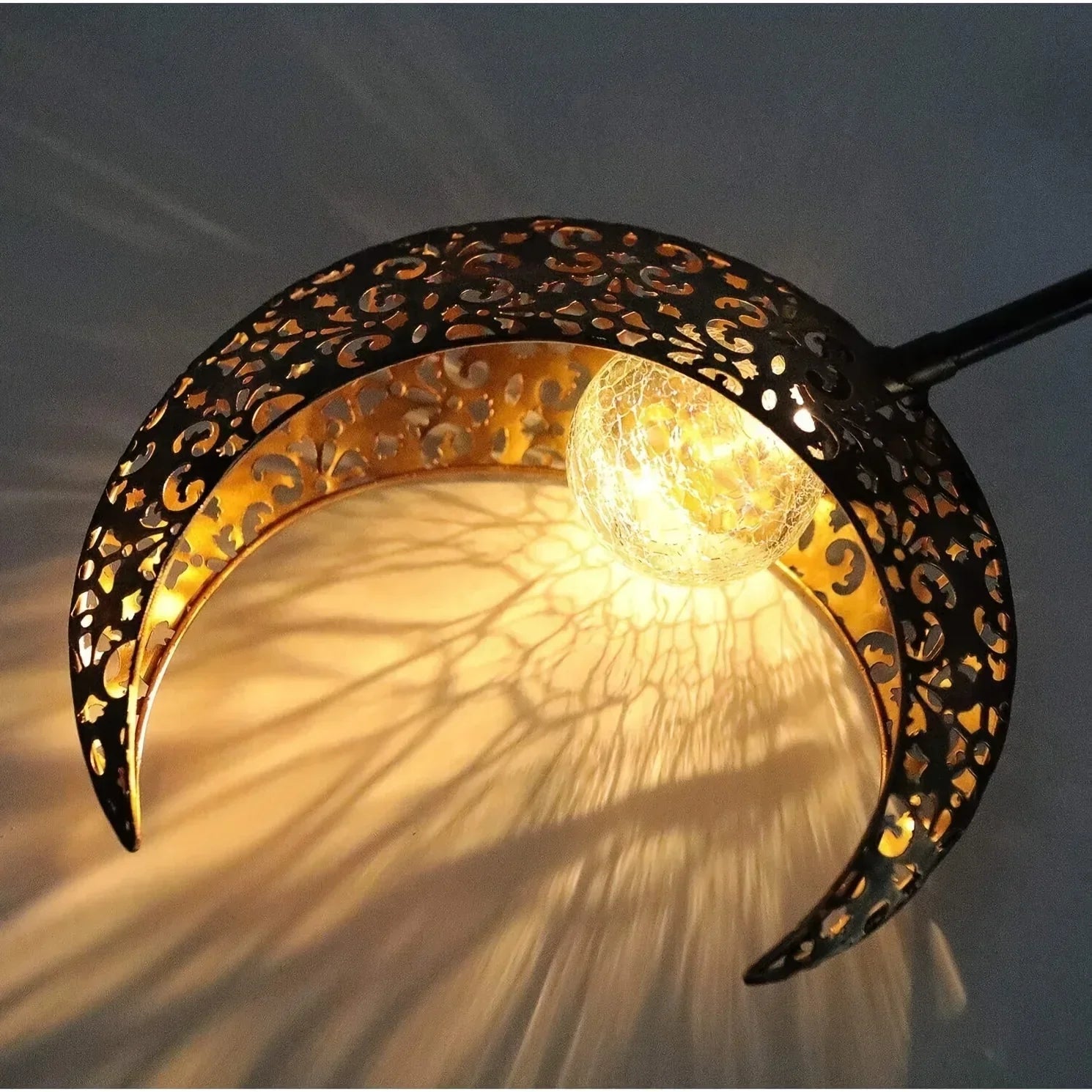 Glass Solar Garden Light - Cracked Sphere