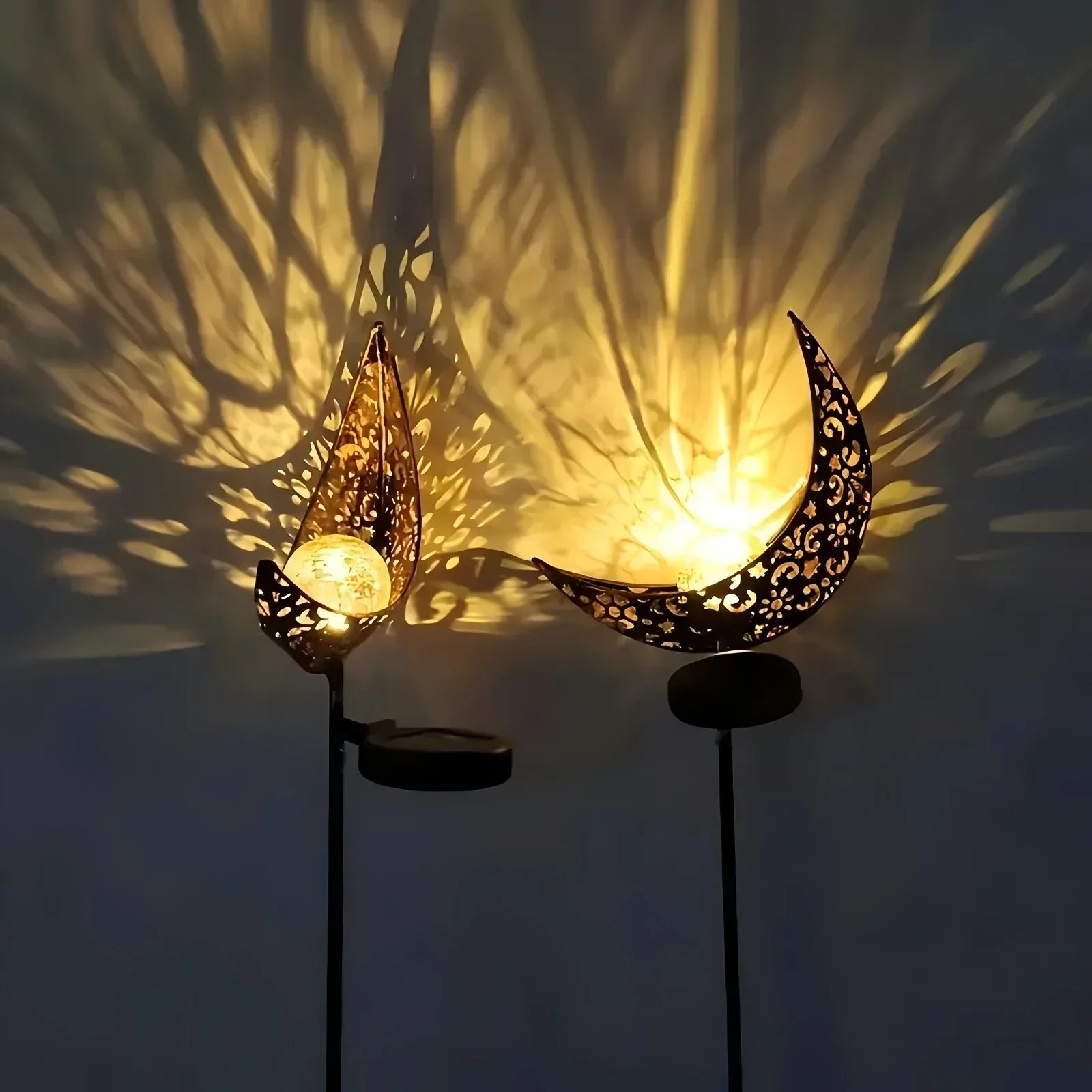 Glass Solar Garden Light - Cracked Sphere