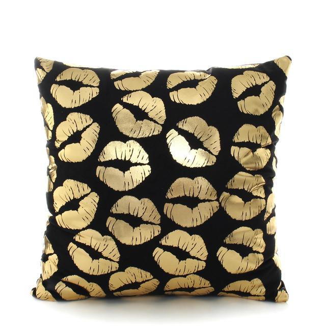 Golden Love Leaves Bronzing Cushion Decorative Pillow Black And Gold Pillow Cover Home Pillowcases Velvet Home Decor Sofa Pillows Cover 45x45CM
