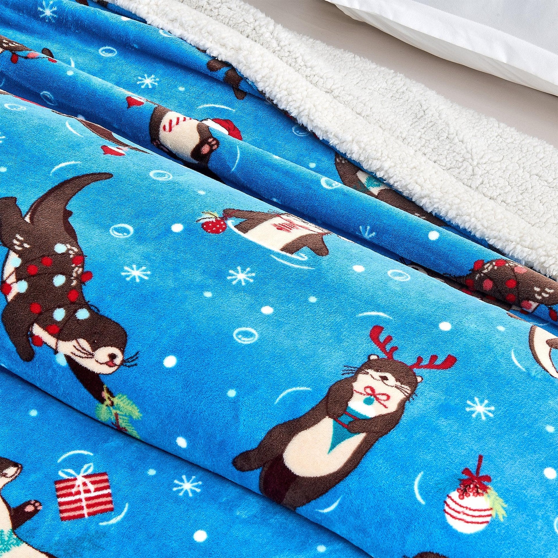 Holiday Sherpa Throw - Esmay Collection