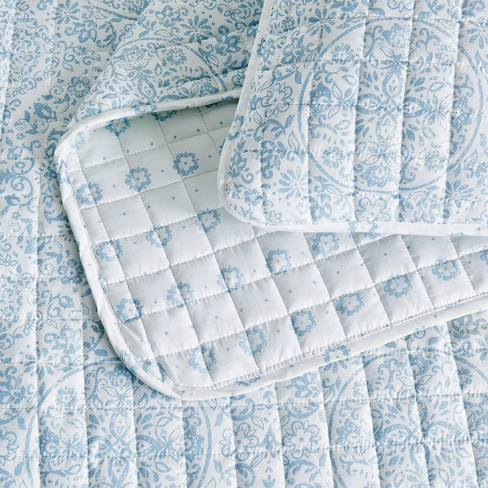 Floral Medallion Printed Microfiber Quilt Set - Kaleigh Collection