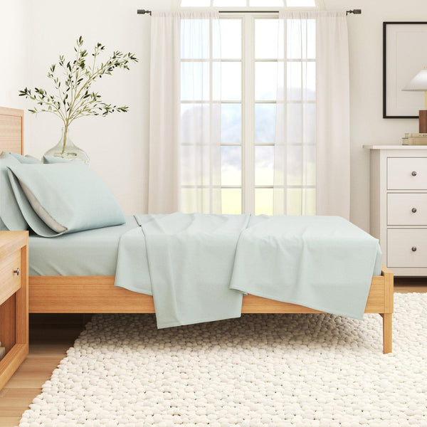 4-Piece Cotton Solid Flannel Sheet - Nordic Collection