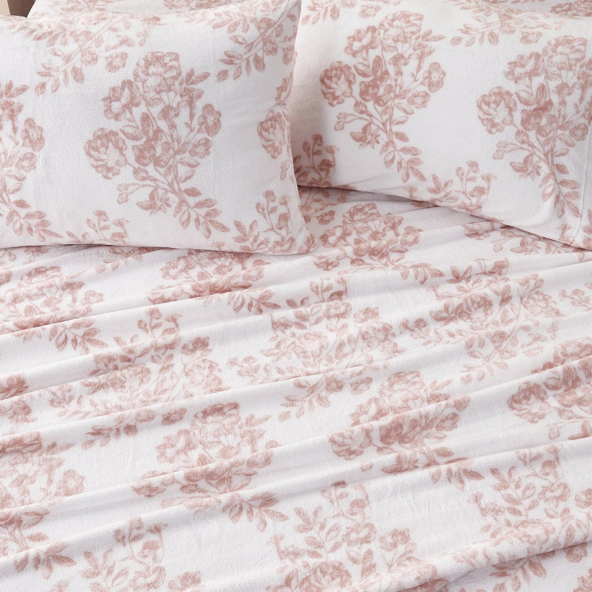 4-Piece Printed Plush Sheet - Velvet Luxe Lattice Collection
