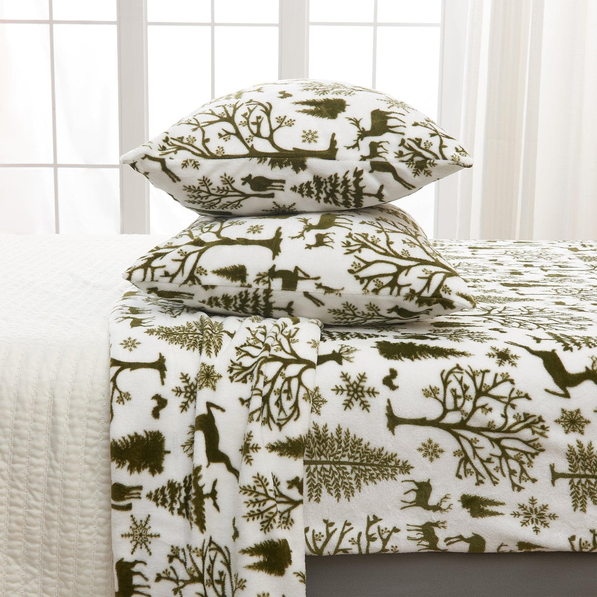 4-Piece Printed Plush Sheet - Velvet Luxe Collection