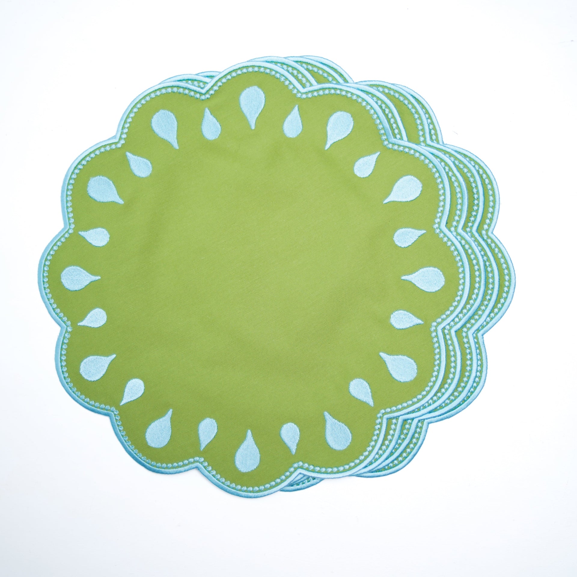 SPRING TABLE DECOR – DROPLET GREEN ROUND FABRIC PLACEMAT
