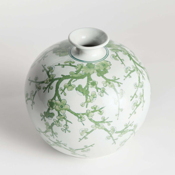 Green and White Botanical Chinoiserie Porcelain Vase
