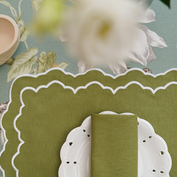 ELARA GREEN RECTANGLE FABRIC PLACEMAT & NAPKIN SET (Set Of 4)