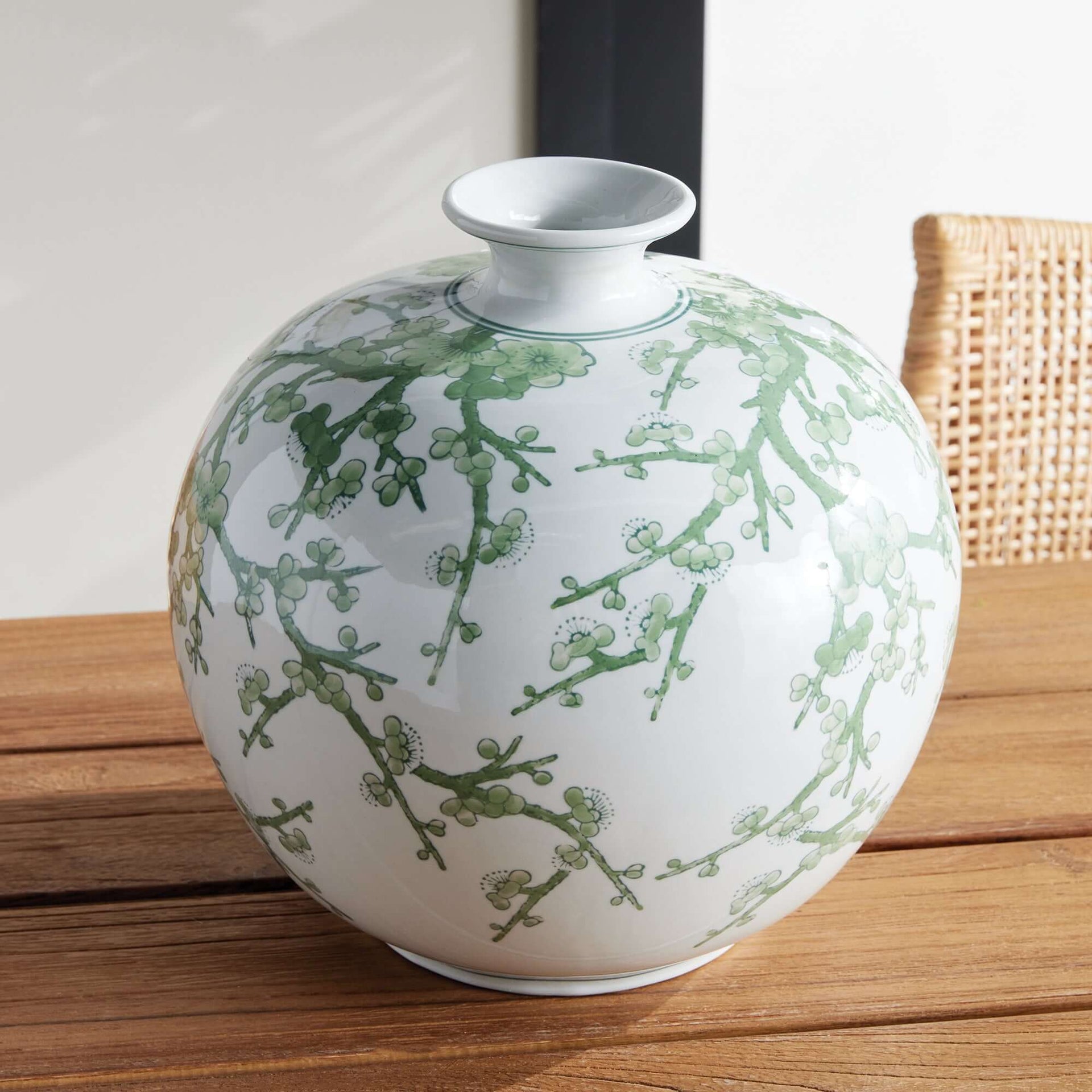 Green and White Botanical Chinoiserie Porcelain Vase