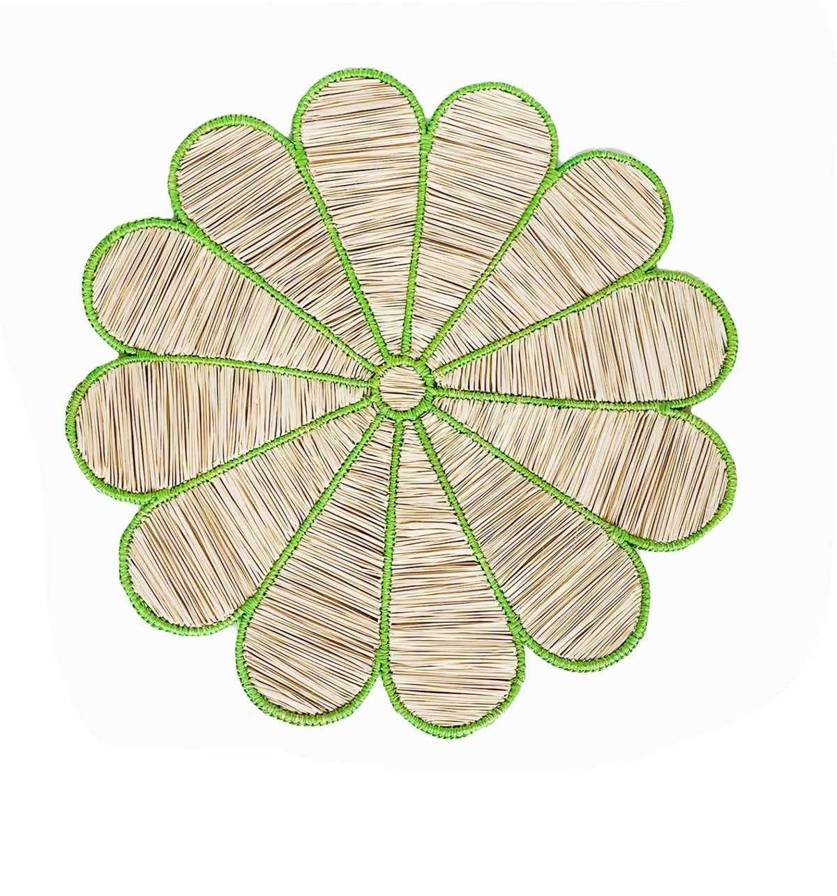 Clover Scalloped Handwoven Iraca Placemat