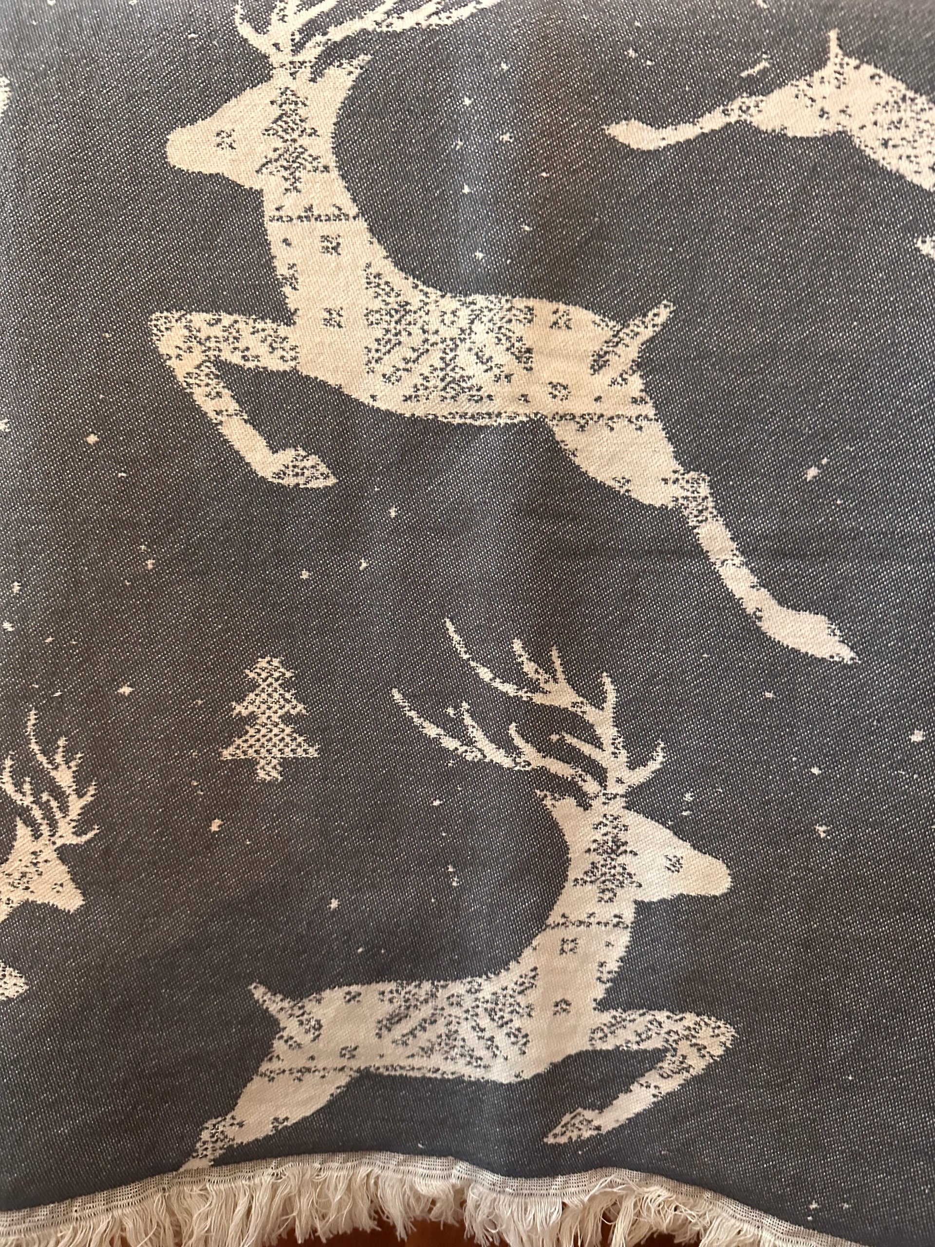 Christmas Reindeer Snowflake Turkish Cotton Throw Blanket 56×72 – Soft Organic Holiday Decor Gift