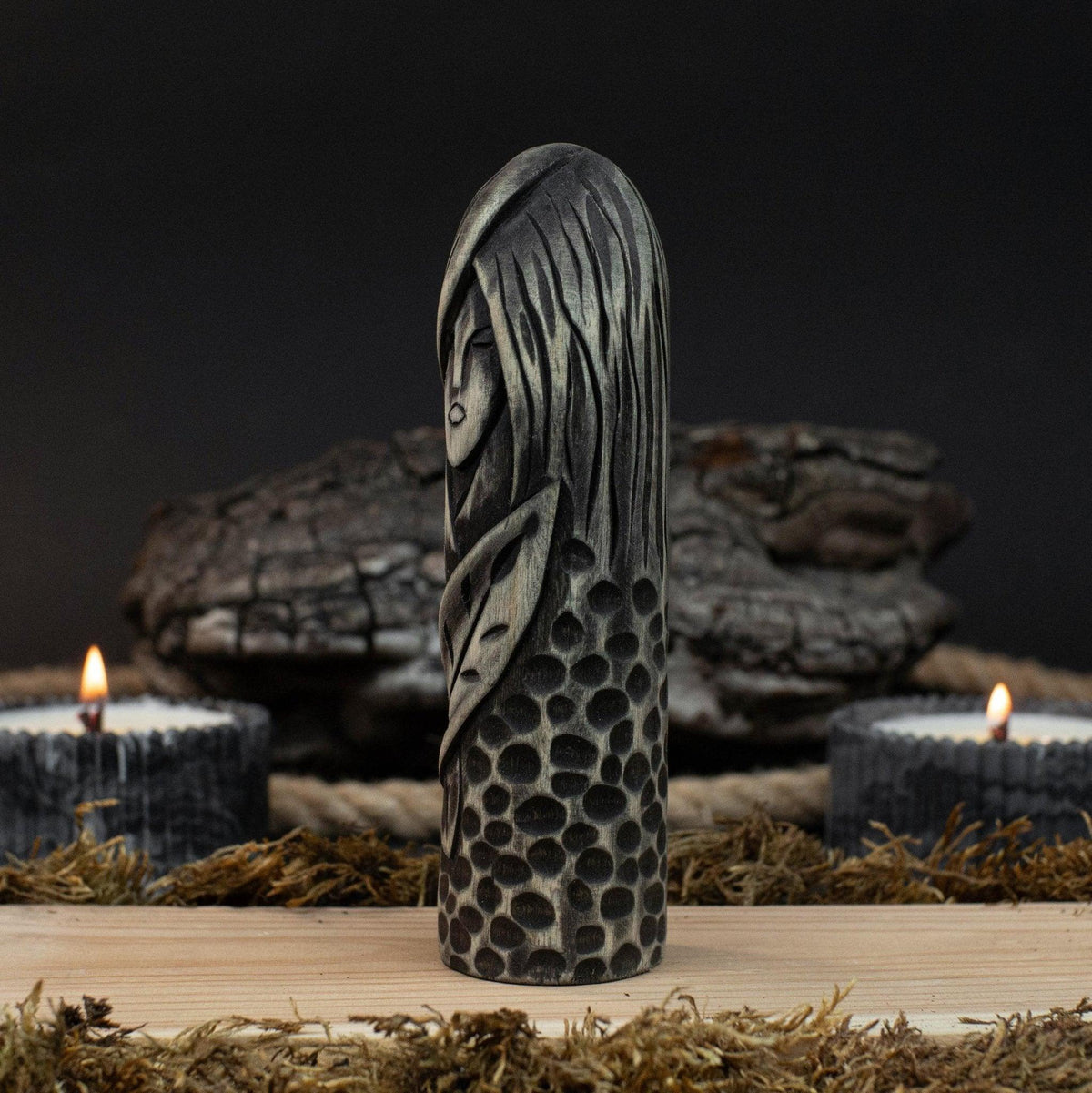 Hand-Carved Eir Figurine – 14 cm (5.7 inches) Wooden Norse Goddess of Healing Statue