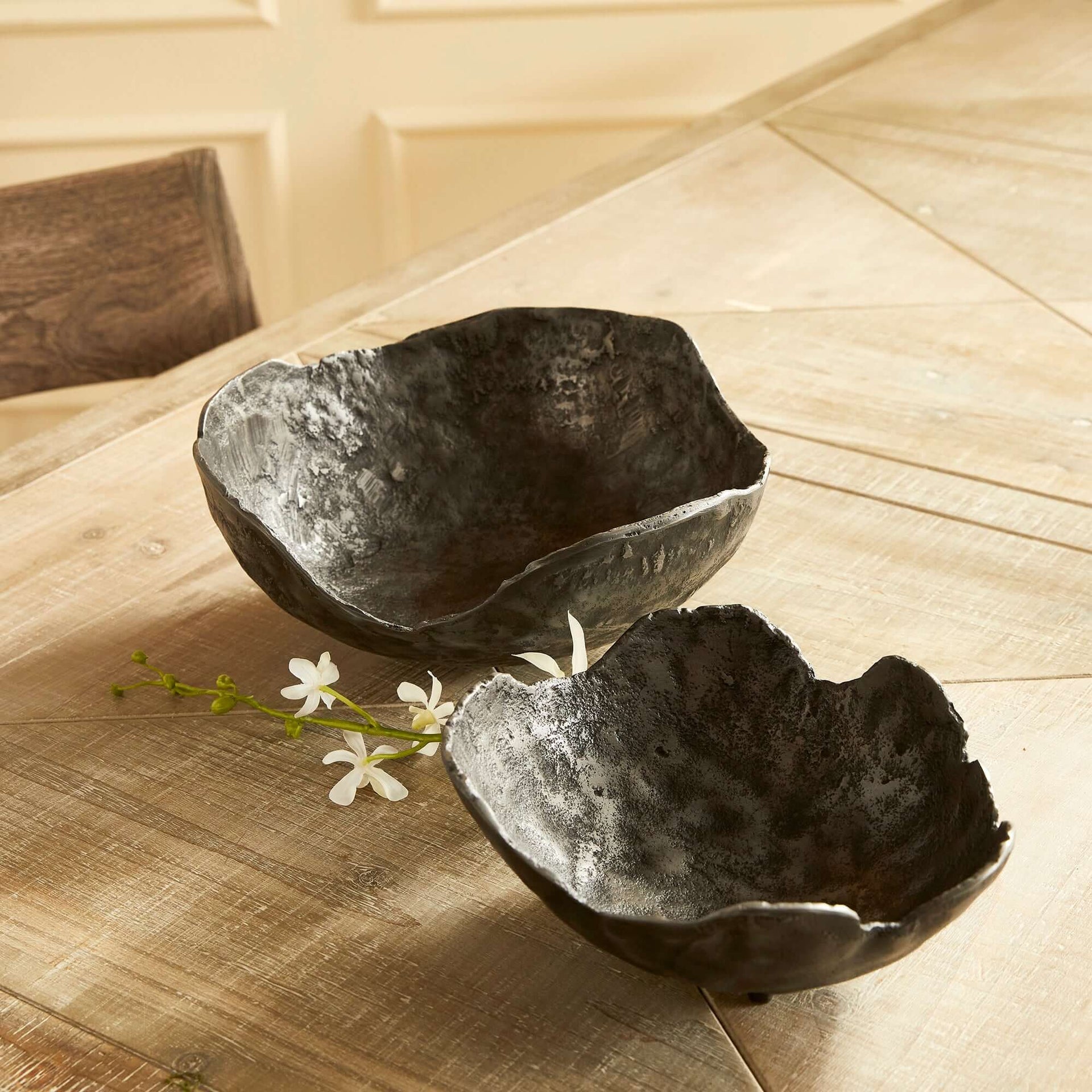 Hand-Sculpted Bronze Decorative Bowls (Set of 2)