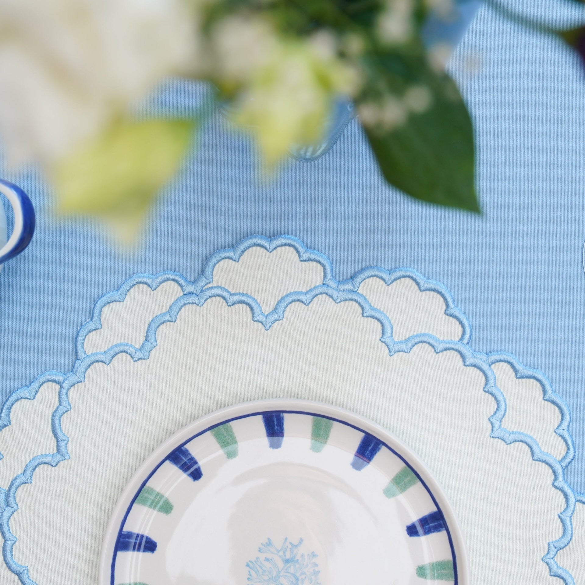 SPRING TABLE DECOR – CRESSIDA BLUE & WHITE SCALLOPED FABRIC PLACEMAT