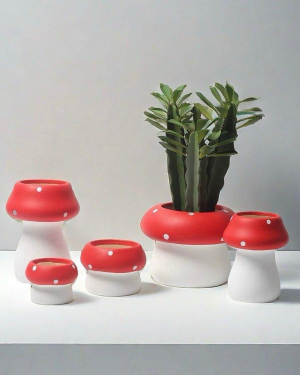 Handmade Cute Whimsical Ceramic Mushrrom Plant Flower Pot for Indoor / Outddor